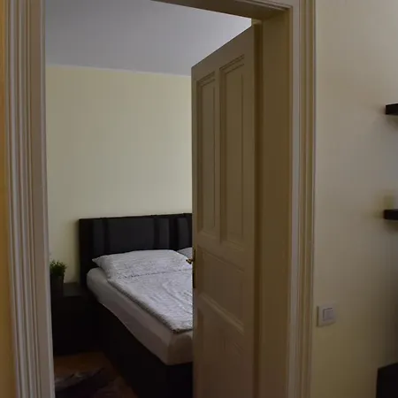 Vikroria - Hálkova 5 Apartamento