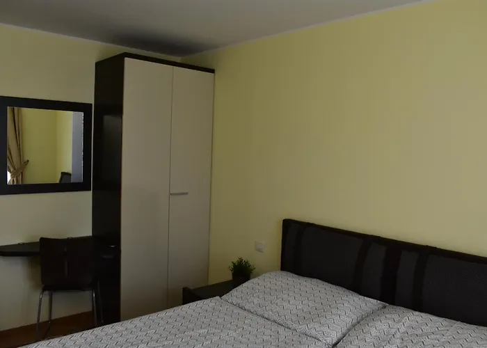 Vikroria - Halkova 5 * Prag